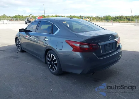 2018 Nissan Altima 2.5 Sv z USA, uszkodzony, nr VIN 1N4AL3AP1JC213618